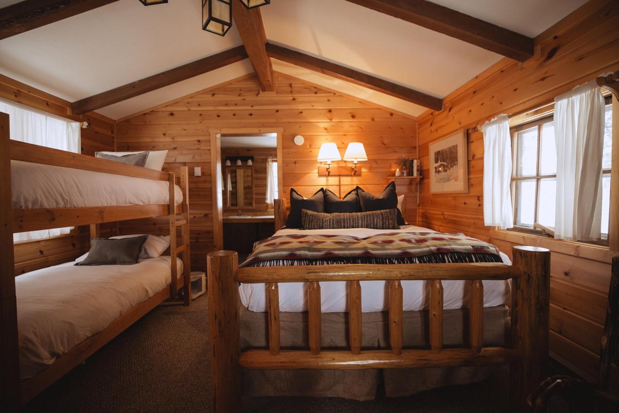 Lone Mountain Ranch Hotel Big Sky Room photo