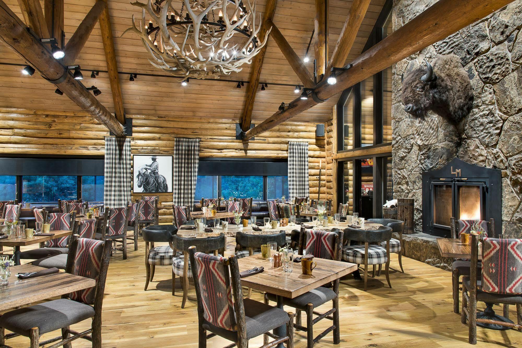 Lone Mountain Ranch Hotel Big Sky Exterior photo